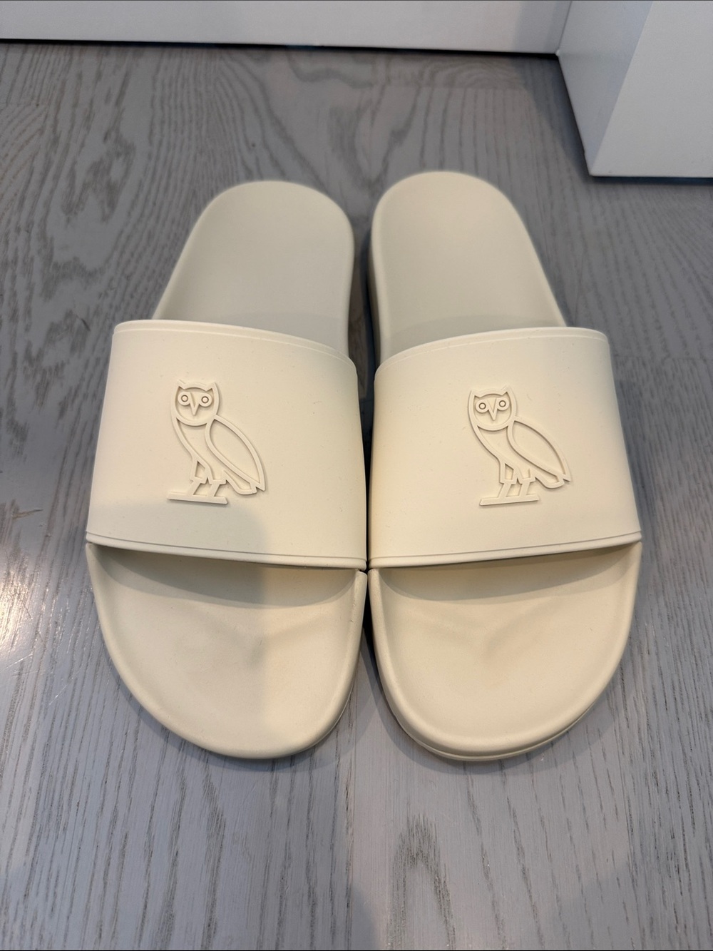 NWT OVO BONE October's Very Own Slide Sandals with Embossed Owl men size 8